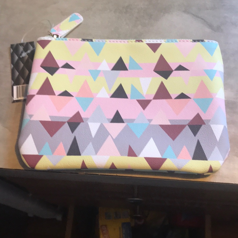 Makeup bag